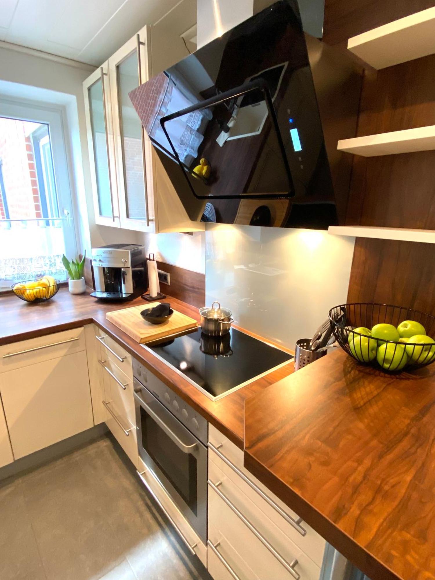City Ferienwohnung Skyline - Mit Grossem Balkon & Xxl- Sofa Fuer Bis Zu 4 Personen Bremerhaven Exterior foto